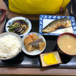 Edo Tsukoshiyokudou - 煮魚定食