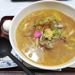 華奈峰 - 赤みそラーメン(650円)