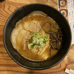 Ra-Mento Riton - トリトン骨ラーメン 700円