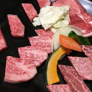 Providing high-quality Saga beef from a butcher directly at a reasonable price◎
