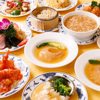 A popular menu dish with boiled shark fin! ! Luxury course is a great deal ♪