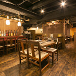 ～おでんと酒～ 傳八 - 店内全景