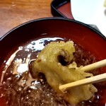 てっちゃん寿司 - 本しめじは意外とデカイんです。