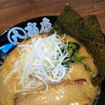 丸八商店 - 白髪ねぎが美しい