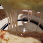 グルガオン - クルチャの中からチーズがトロ～(*￣∇￣)ノ