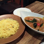グルガオン - 小海老のブラウンマッシュルームマサラとライス