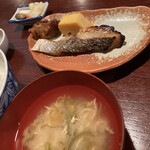 Sasaya - 焼魚定食。