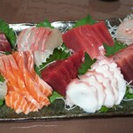 季さく - 刺し盛り マグロの中トロ最高♪