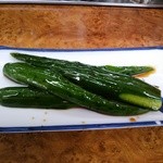 ミスター・ギョーザ - きゅうりの丸漬け
