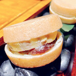 アイアン タイガー - IRON TIGERのフォアグラ最中　アップ