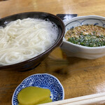 釜揚げうどん 戸隠 本店 - 