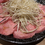 焼肉ホルモン 極 - 