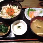 Genshisumiyaki Iroriya - かにといくらの漁師飯