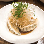 創作麺工房 鳴龍 - 水餃子　300円