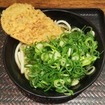 驛麺家 - 天ぷらうどん(税込)380円 ※拡大（2020.10.29）