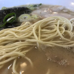 うちだラーメン - 中太麺はカタです