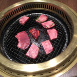 焼肉 黄金の牛 - 