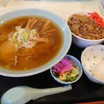 Ajihei - ラーメン定食(ラーメン+ミニ牛丼)850円