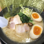 横浜家系ラーメン 本郷家 - 