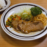 ミツワグリル - ♦︎ランチ　豚生姜焼　680円
            コーンスープ・ライス付き、2時まで