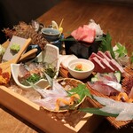 磯ぎよし - ごまさば入り刺身盛合せ