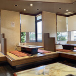 焼肉レストラン大門 - 内観