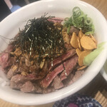 食堂 肉左衛門 - ステーキ丼　200g  1200円