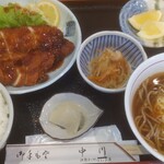 なか川 - 本日のオススメ 鶏カツ定食