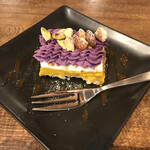 139537708 - 紫芋とカボチャのケーキ