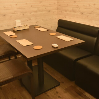 A hidden Restaurants on the second floor of a building in a shopping district. Private room available