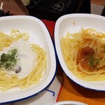 スイーツパラダイス - キノコのクリームパスタと、ナポリタン。