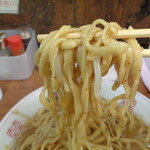 ラーメン二郎 - この麺が好きなんだな～