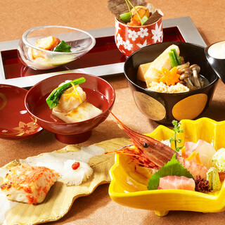 Numerous Japanese Cuisine techniques that bring out the full flavor of the ingredients