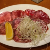 松阪牛炭火焼肉 東海亭 - 