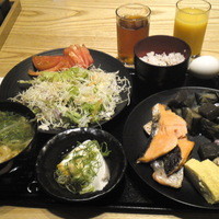 黒毛和牛専門 天の幸山の幸 淀屋橋店  - 朝食バイキング