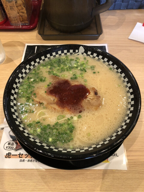 本気豚骨 虎一 - 宇部新川/ラーメン | 食べログ
