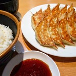 石松餃子 JR浜松駅店 - 石松餃子定食（10個入）
