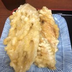 讃岐うどん いわい - レンコン天、鶏天