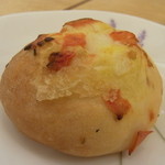 アフェット - トマトの入ったパン