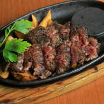 Charcoal-grilled beef Steak