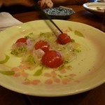 旬素材dining近咲暮 - コチ　カルパッチョ風　フルーツトマトときゅうりのヴィネグレット