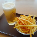 京都鉄道博物館 食堂車 - ビールにポテト