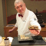 照寿司 - これからが鮨ですが、かなりお腹は膨れています…