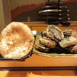 照寿司 - 献上特大松茸と巨大黒鮑盛り
