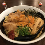 本場博多ラーメン・油そば 一号艇 - 激辛油そば950円＋超激辛5辛（挑戦）300円