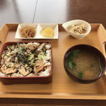 お食事とお酒 まっさん - 鳥重定食