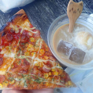 ベーカリー&カフェ 森のマーチ_0