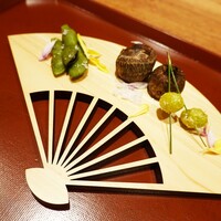 割烹 春 - 扇子のお皿♪