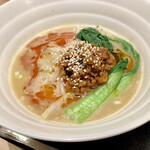 紀州清流担々麺 produce by KEISUKE - 料理写真:白ごま担々麺900円