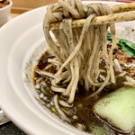 紀州清流担々麺 produce by KEISUKE - 料理写真:黒ゴマの麺